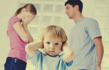 Dlaczego pozostanie razem dla dziecka to błąd?