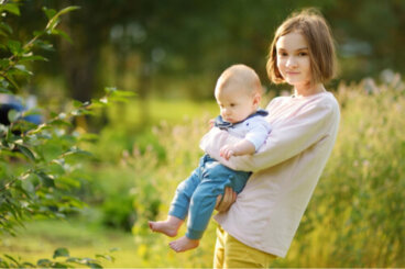 Wychowywanie dziecka i nastolatka - 3 różnice