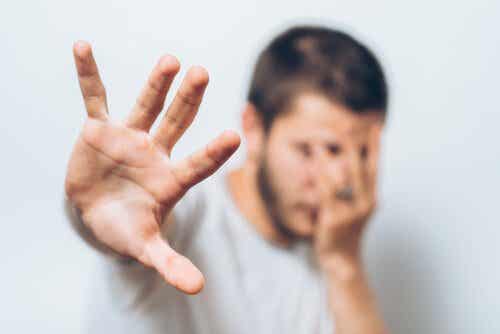 Załamany mężczyzna