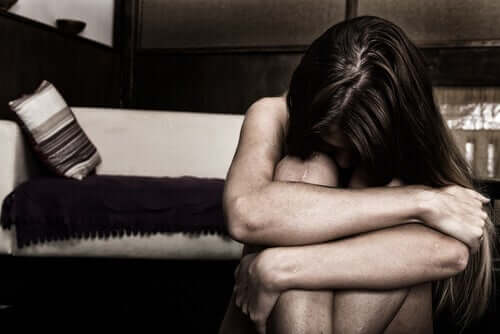 Zastraszanie i szantaż jako zbrodnie przeciwko wolności