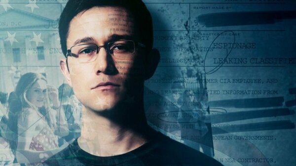 Snowden - film o szpiegowaniu przez Internet