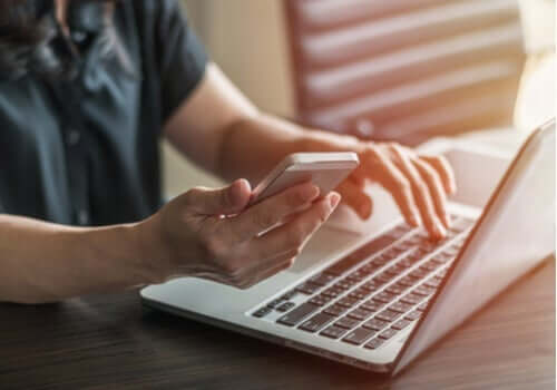 Teoria zastosowań i gratyfikacji