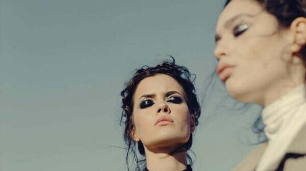 Różnice między narcyzmem a egocentryzmem