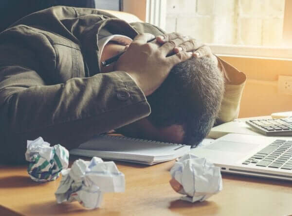 Niska tolerancja na frustrację - emocjonalna bomba zegarowa