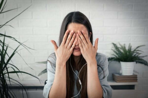 Zoom dysmorfofobia: zniekształcenie obrazu siebie