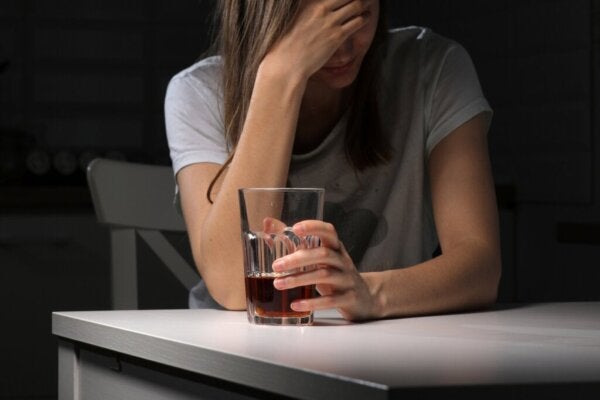 Alkoreksja: zastępowanie jedzenia alkoholem