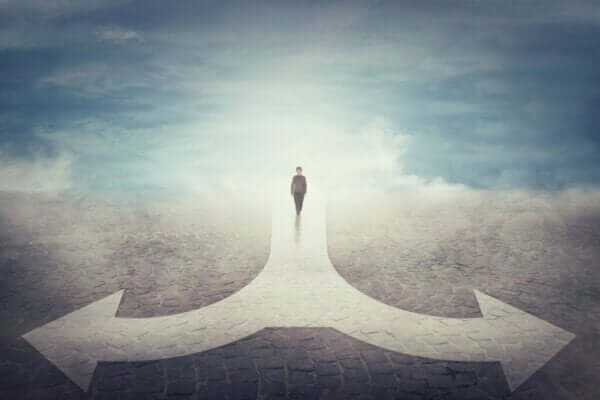 Błąd binarny - nadmierne upraszczanie analizy informacji