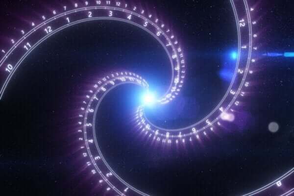 Julian Barbour: Czas płynie w obu kierunkach w tym samym czasie