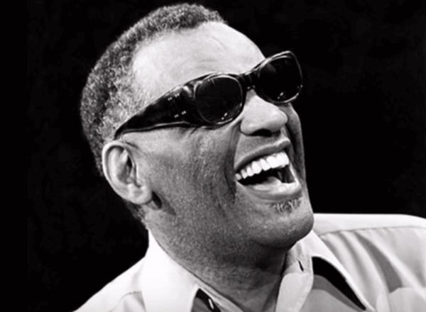 Ray Charles: biografia legendarnego amerykańskiego muzyka