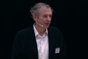 Rupert Sheldrake: eksperymenty i krytyka naukowa