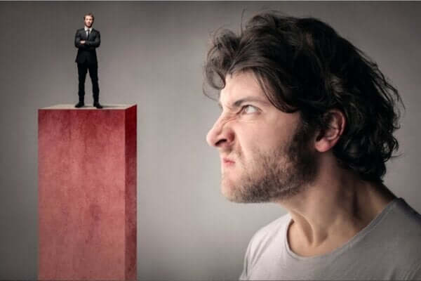 Gwóźdź, który wystaje, zostanie wbity z powrotem