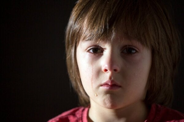 Maltretowane dzieci – jakie konsekwencje odczuwają?