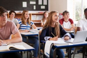 Nauka i studia za granicą – jakie przynoszą korzyści?