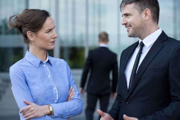 Słuchanie empatyczne - co może je zniszczyć?