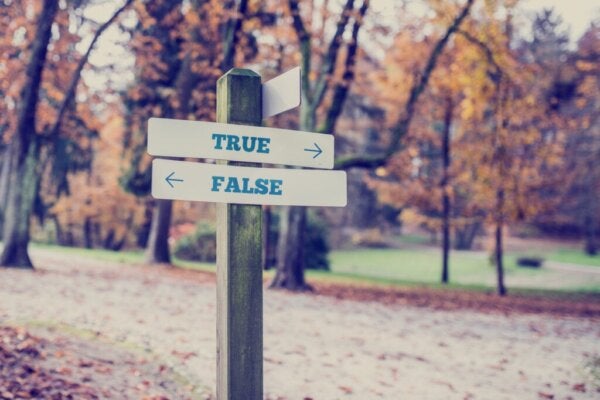 Paradoks kłamcy: odwieczna zagadka